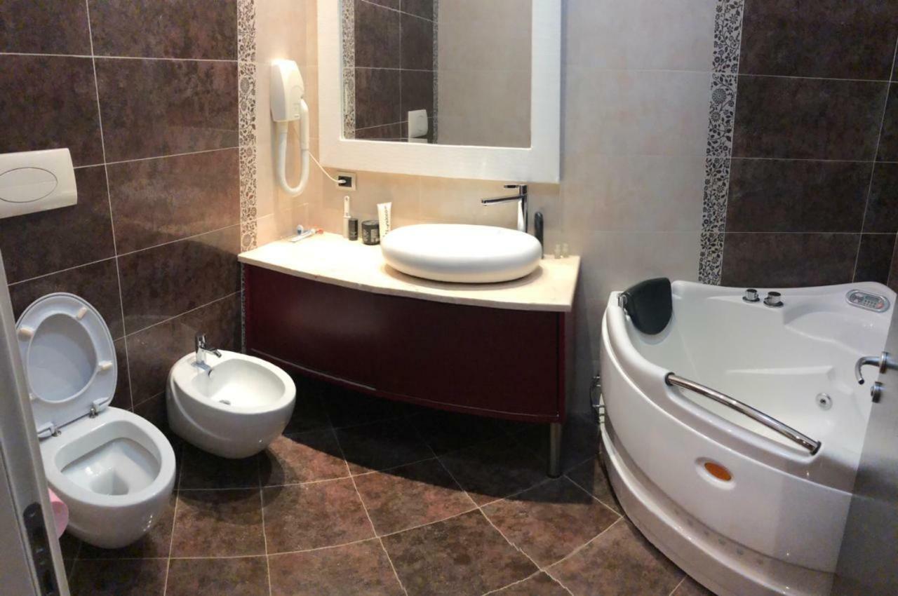 Grand Petrol 4*